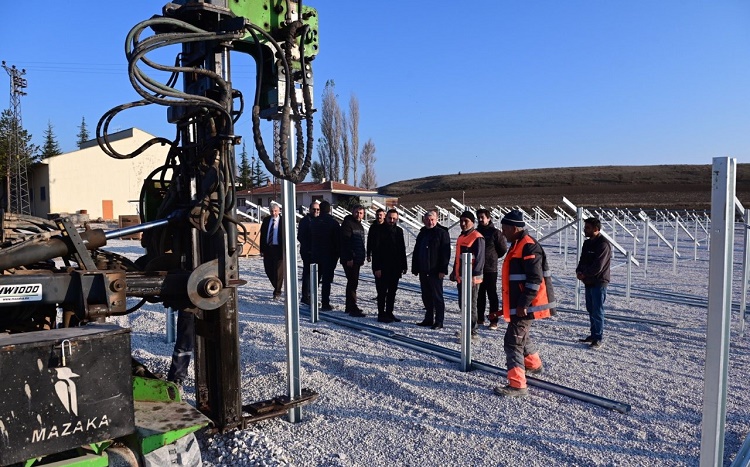 İlk güneş enerji santrali kuruluyor