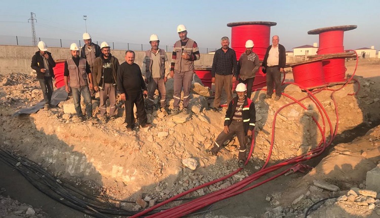 Elektrik hatları yer altına alınıyor