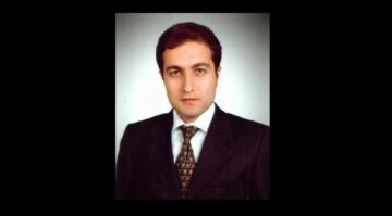 Genç Öğretim üyesi sevenlerini üzdü