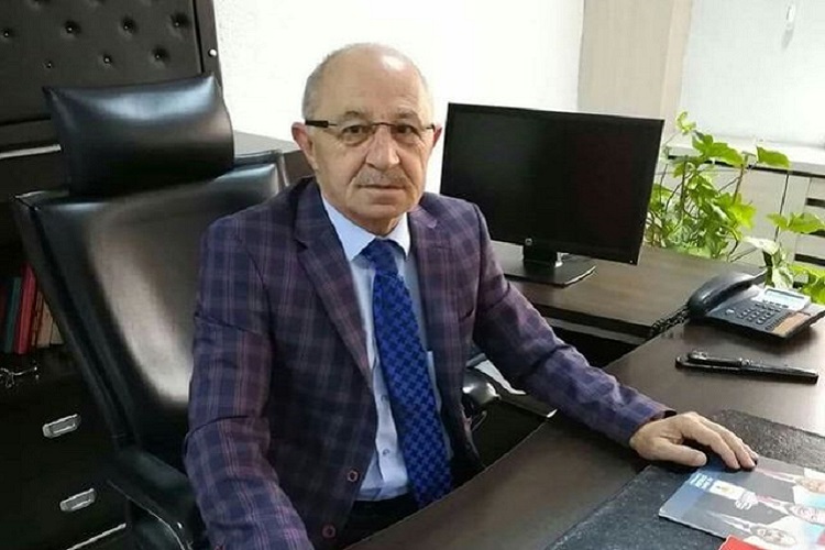 Nihat Özarslan vefat etti