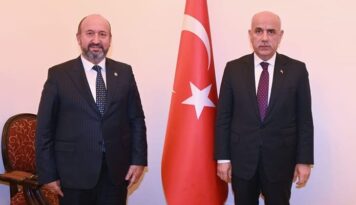 Bakan’a çiftçilerin taleplerini iletti