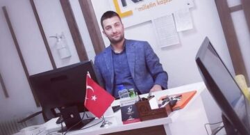 Valilik memuru sevenlerini üzdü