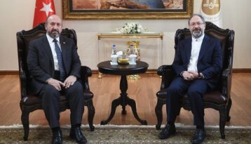 Diyanet İşleri Başkanını ziyaret etti