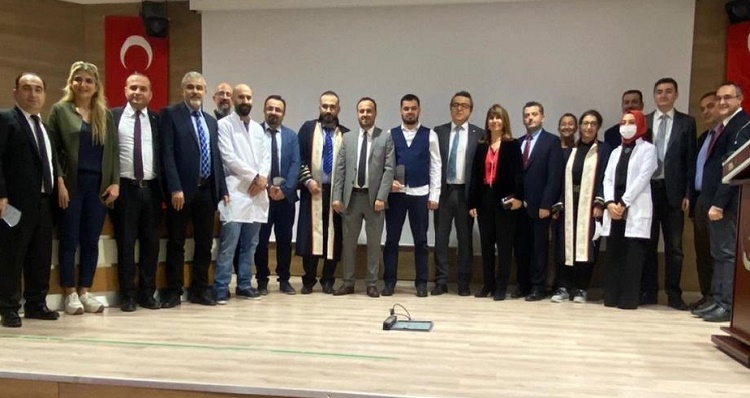 Tıp Fakültesinde unvan töreni