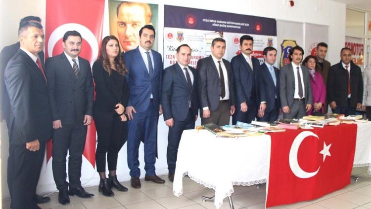 Adliye’de kitap bağış kampanyası
