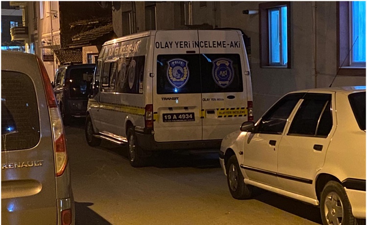 Çorum’da bir ev kurşunlandı!