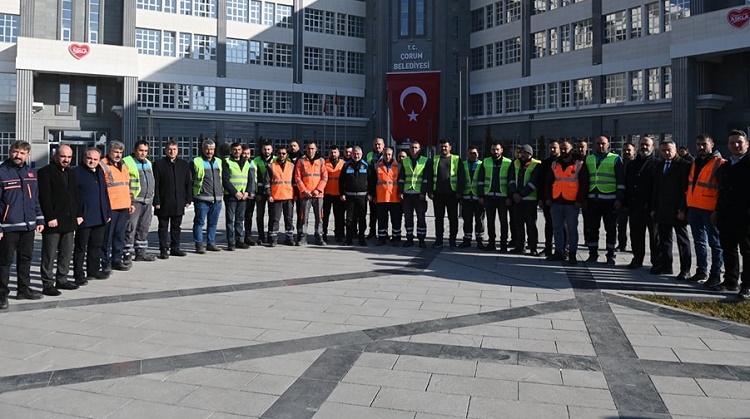 Afşin’e ekipman ve personel desteği