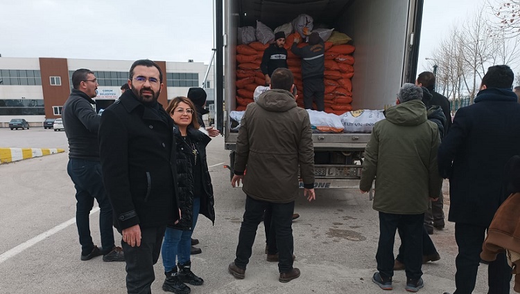 Muhasebeciler odasından bir tır yardım