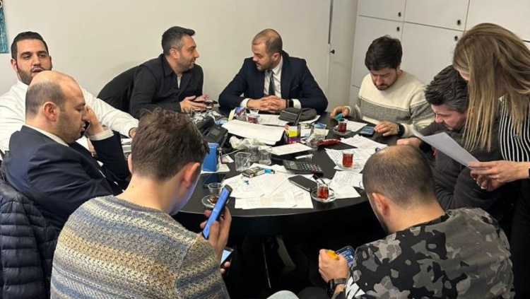 Ahlatcı Vakfından 25 milyonluk yardım