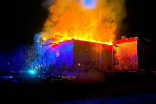 Teras katındaki yangın korkuttu