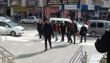 Arkadaşlarını vuranlar tutuklandı!