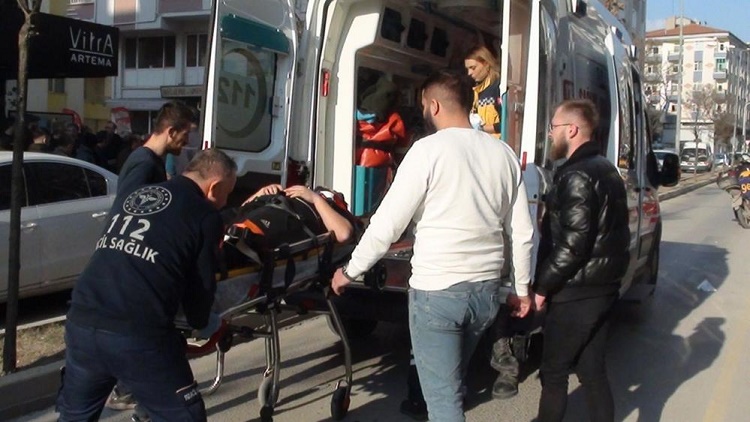 Motosiklet sürücüsü ağır yaralandı