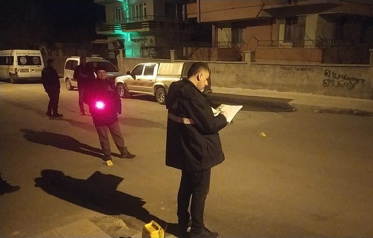 Silahlı kavgada 1 kişi ağır yaralandı