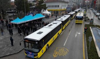 Yeni otobüsler törenle hizmete başladı