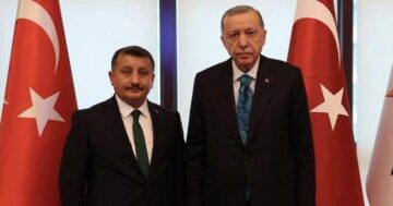 Ak Parti il başkanı Murat Günay oldu