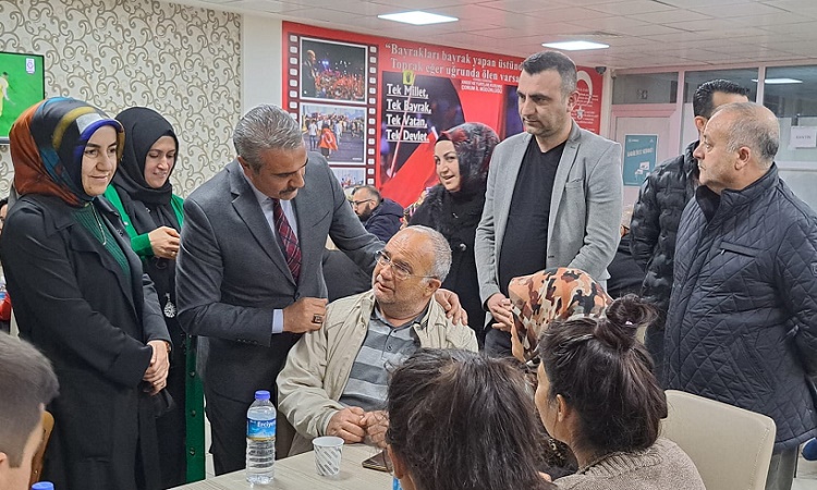 MHP depremzedeleri yalnız bırakmıyor