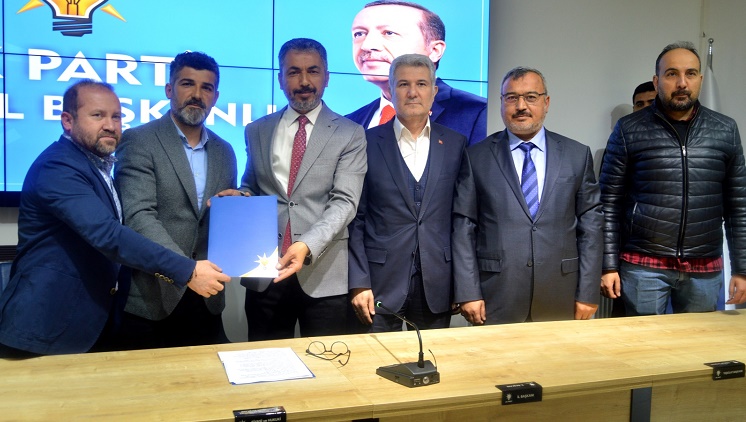 Gazeteci Erol Taşkan adaylığını açıkladı