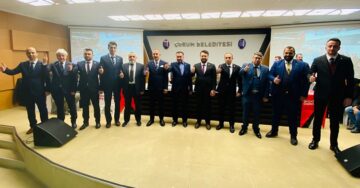 Yeniden Refah teşkilat temayülü yaptı