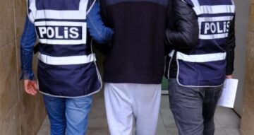 Sosyal medyadan satarken yakalandı!