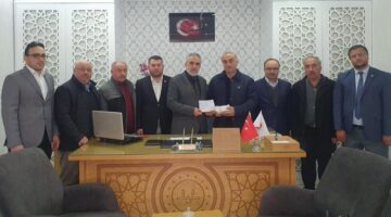 Din görevlilerinden 100 bin liralık bağış