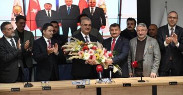 Ahlatcı görevi Günay’a devretti