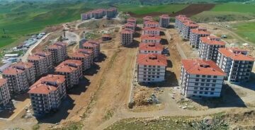 Emeklilere Toki evleri teslim edilecek