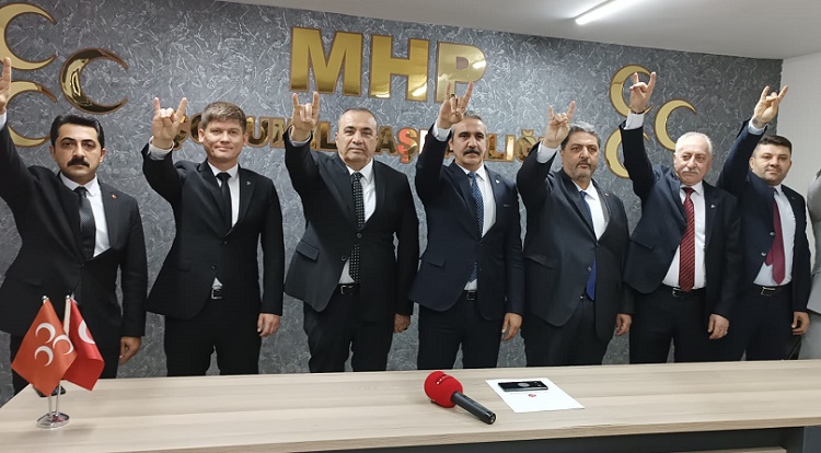 MHP Çorum milletvekili adaylarını tanıttı