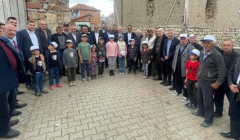 Zeki Gül sevgi seli ile karşılaştı