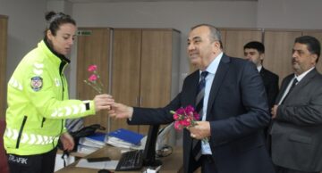 Vahit Kayrıcı polisleri unutmadı