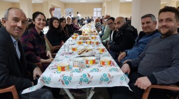Başkan’dan kamu personeline iftar