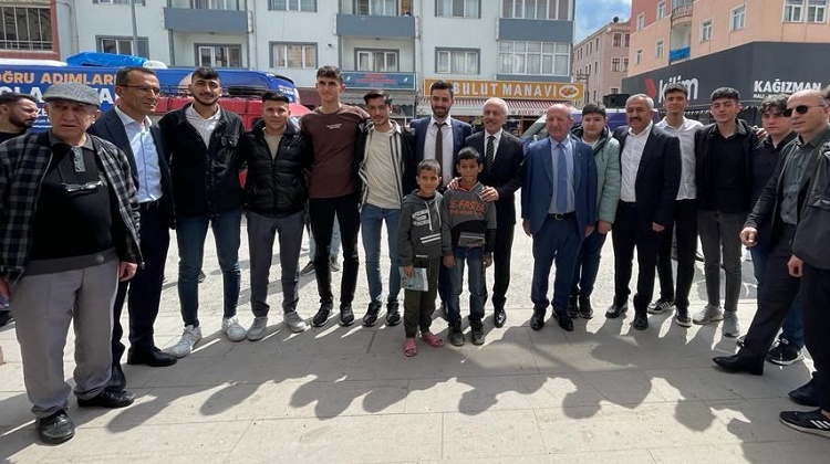 Zeki Gül Alaca’da vekil gibi karşılandı