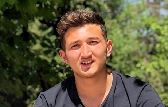 Çatıdan düşerek hayatını kaybetti