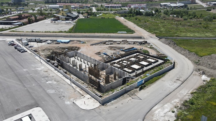 Güreş eğitim merkezi hızla ilerliyor