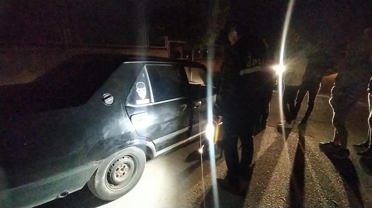 Seyir halindeki aracı kurşunladılar!