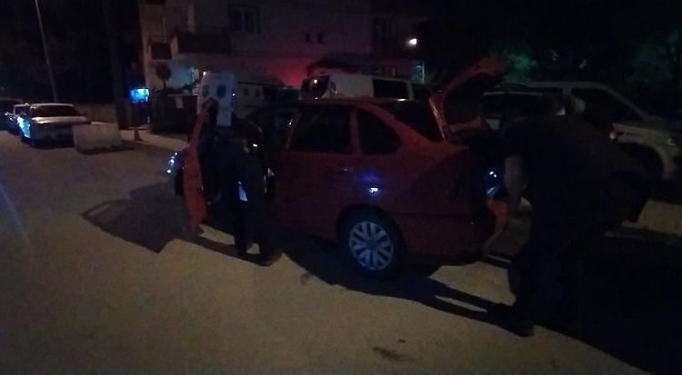 Yavruturna’da bir araca ateş açtılar