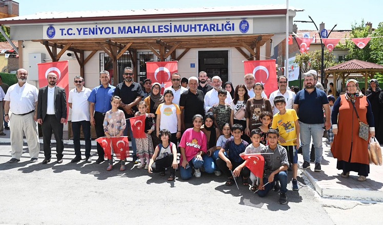 Yeniyol mahallesinin parkı açıldı