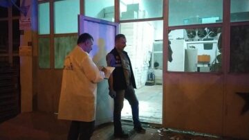 Pompalı tüfekle işyerini kurşunladılar!