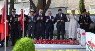 Çorum protokolünden şehitlik ziyareti