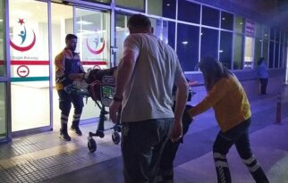 Polisi görünce yüksekten atladı!
