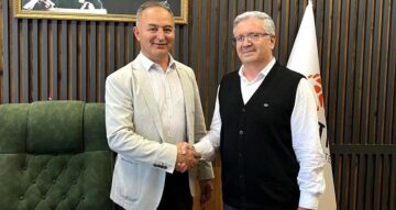 İlahiyat Fakültesine yeni dekan!