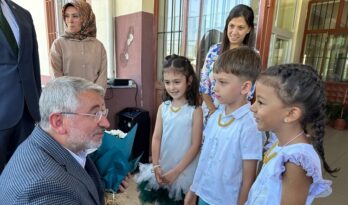 Başkan Afşinli öğrencileri sevindirdi