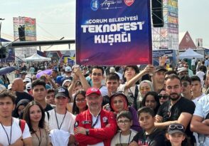 Gençlerden Başkan Aşgın’a teşekkür