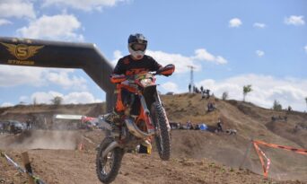Enduro festivali nefesleri kesti