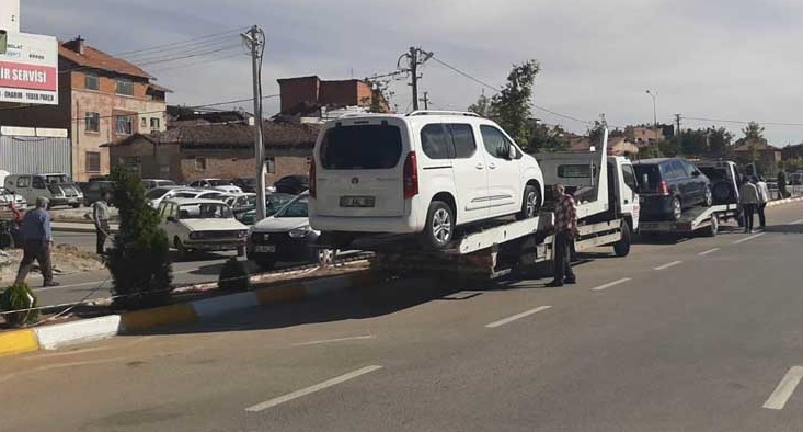 Hatalı park edenler cezayı yedi!