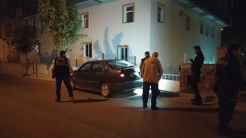 Otomobil sürücüsü şaştı kaldı!