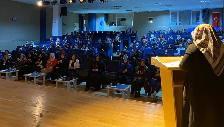 Eller semaya Filistin için açıldı