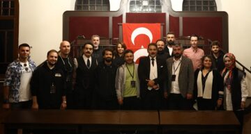 Herkes Yapamaz Cumhuriyetimize yakıştı