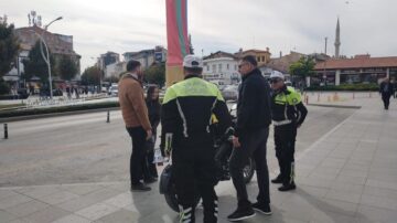 Gazi caddesinde çanta paniği!