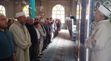 Gıyabi cenaze namazı kılındı