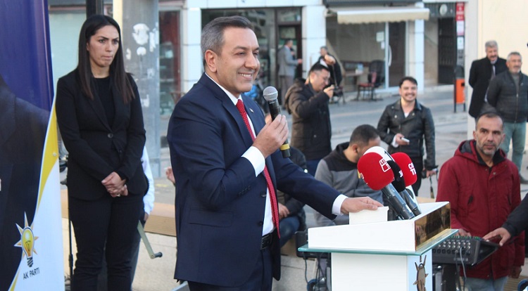 Muhsin Dere’den adaylık açıklaması